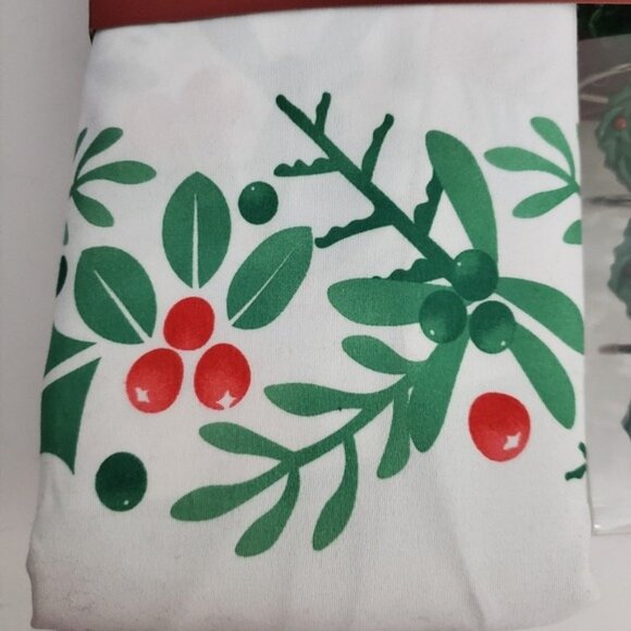 Merry Wreath Shower Curtain & Hook Set - Picture 5 of 7